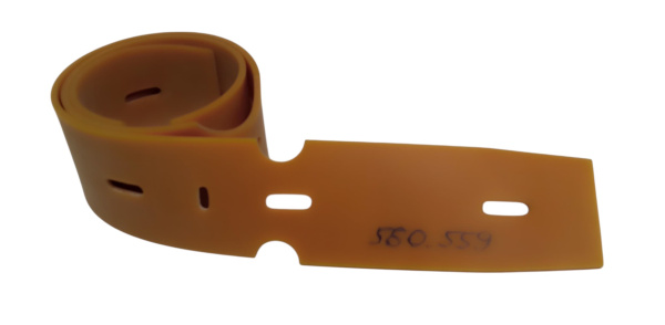 Скребок Cleanfix RA561 передний изогнутый сквидж