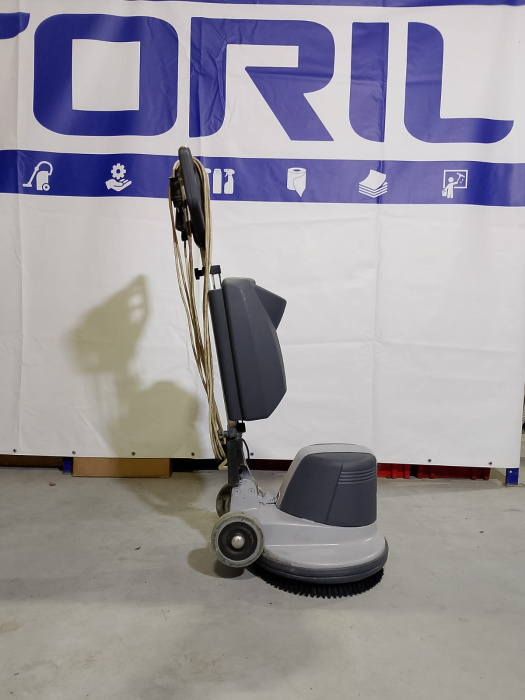 Nilfisk FM400L Однодисковая роторная машина восстановленная