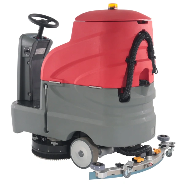 Поломоечная машина EVOline SDB 700 T аккумуляторная с местом для оператора в сборе