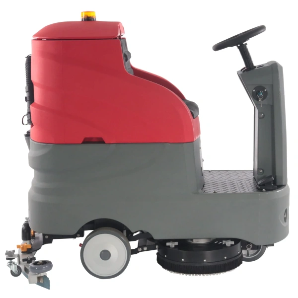 Поломоечная машина EVOline SDB 700 R аккумуляторная с местом для оператора в сборе