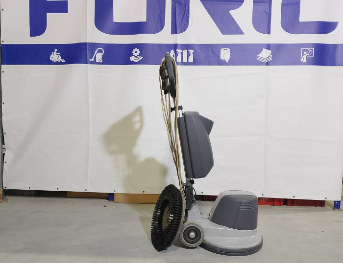 Nilfisk FM400L Однодисковая роторная машина восстановленная